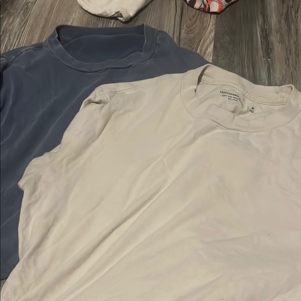 Abercrombie & Fitch Blue and Cream Short Sleeve Tees